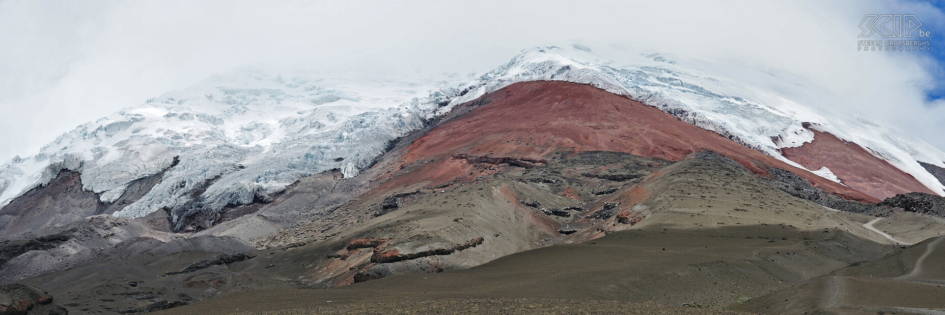 Cotopaxi De Cotopaxi vulkaan is met zijn 5897m de tweede hoogste top van Ecuador. Wij geraken tot op 4800m hoogte vanwaar we de immense gletsjers kunnen aanschouwen. Stefan Cruysberghs